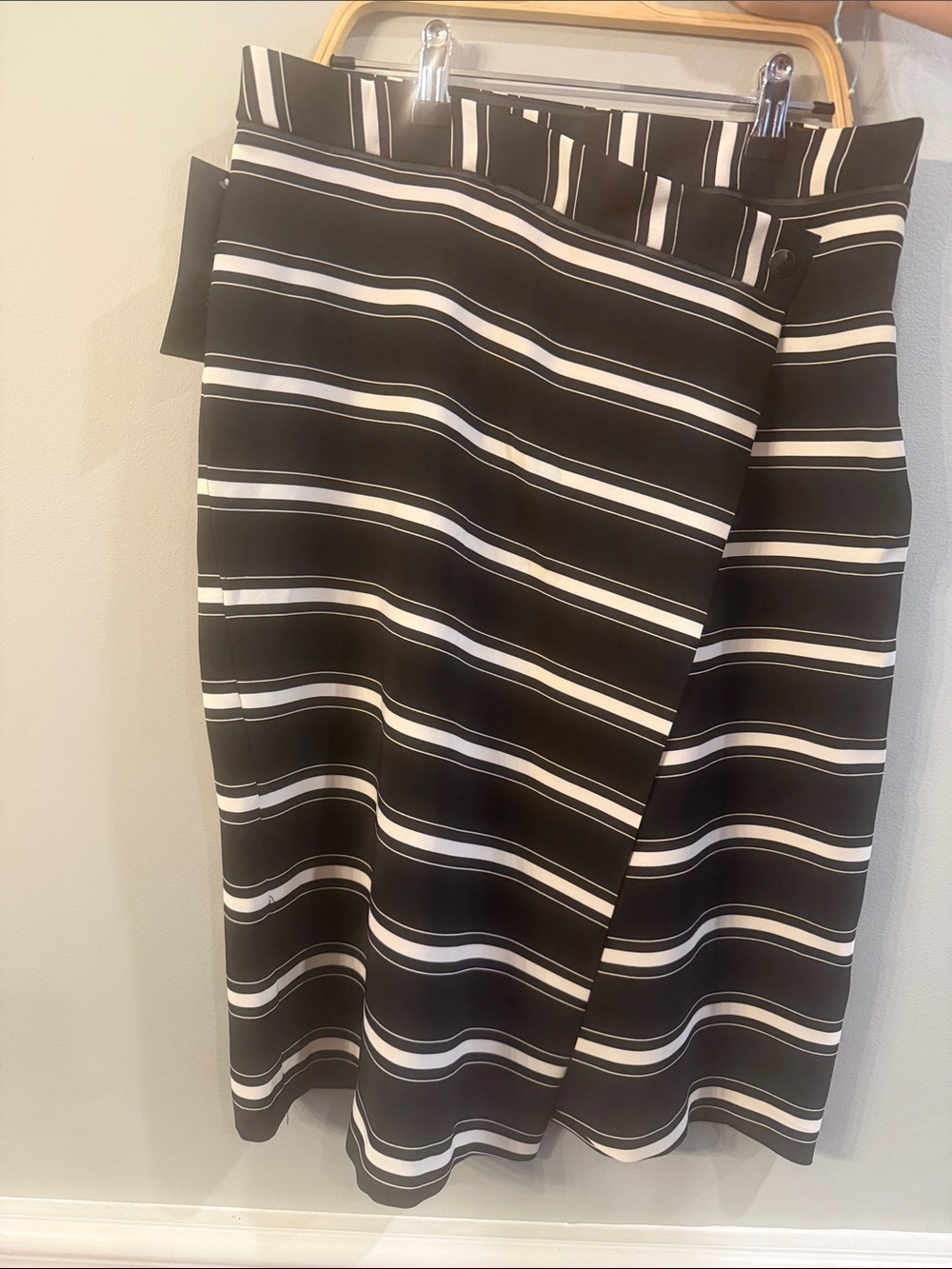 Zara Black and White Striped Pencil Skirt